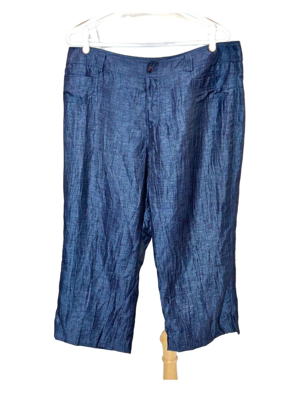 Simon Chang blue linen capri pants